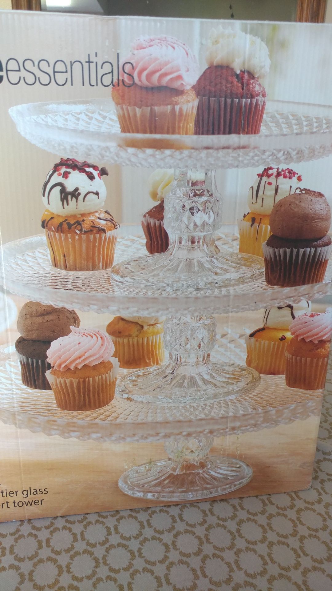 3 Cake Plate Display