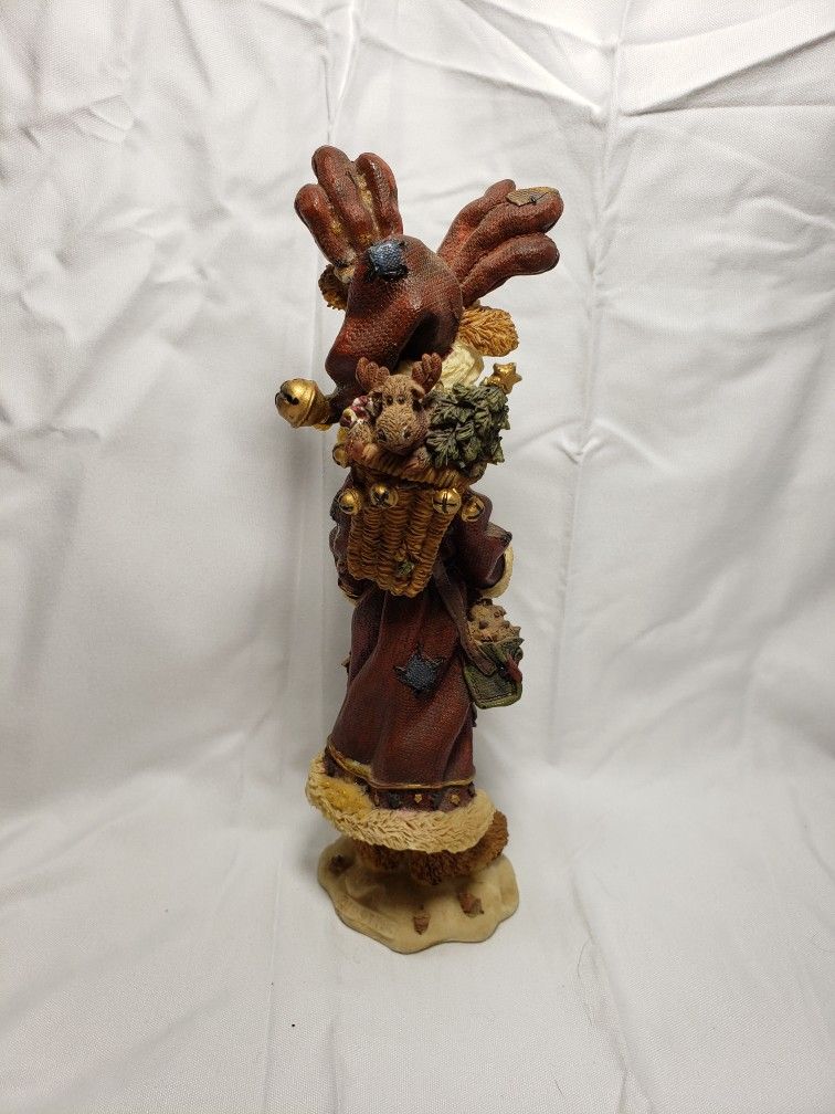 Boyds Bears Montague Von Hindenmoose FOLKSTONE COLLECTION 1997 ...Surprise! #2839 . Good condition and smoke free home. Measures 7 1/8" T X 2 1/8" W