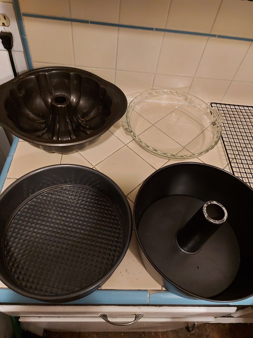 Bakers Dream Set! All these pans and molds!!!