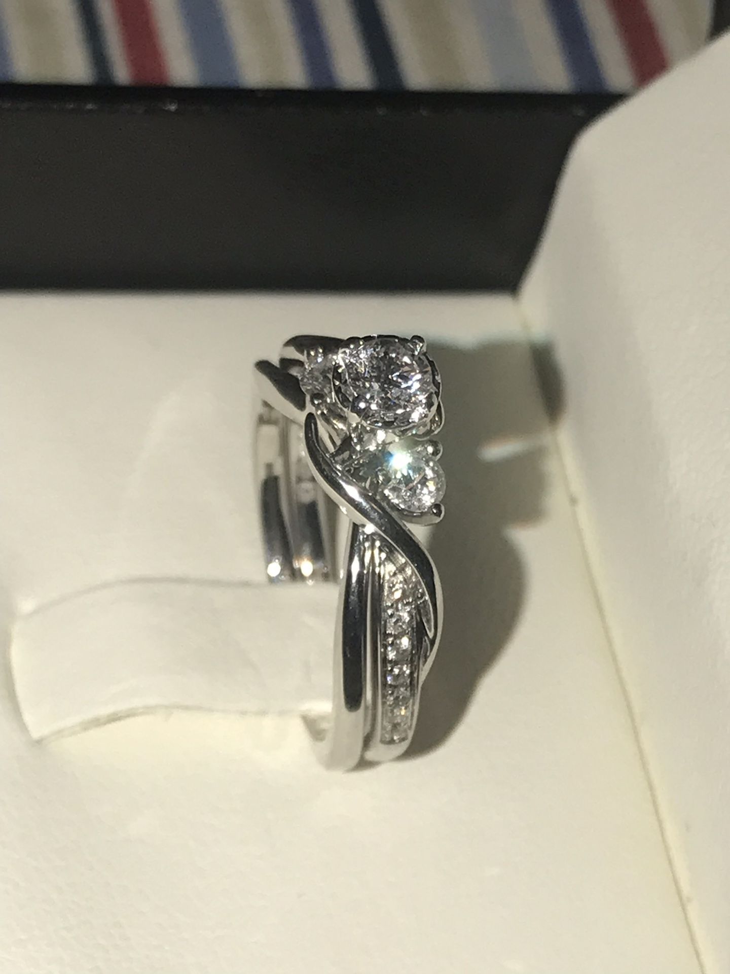 Wedding engagement set