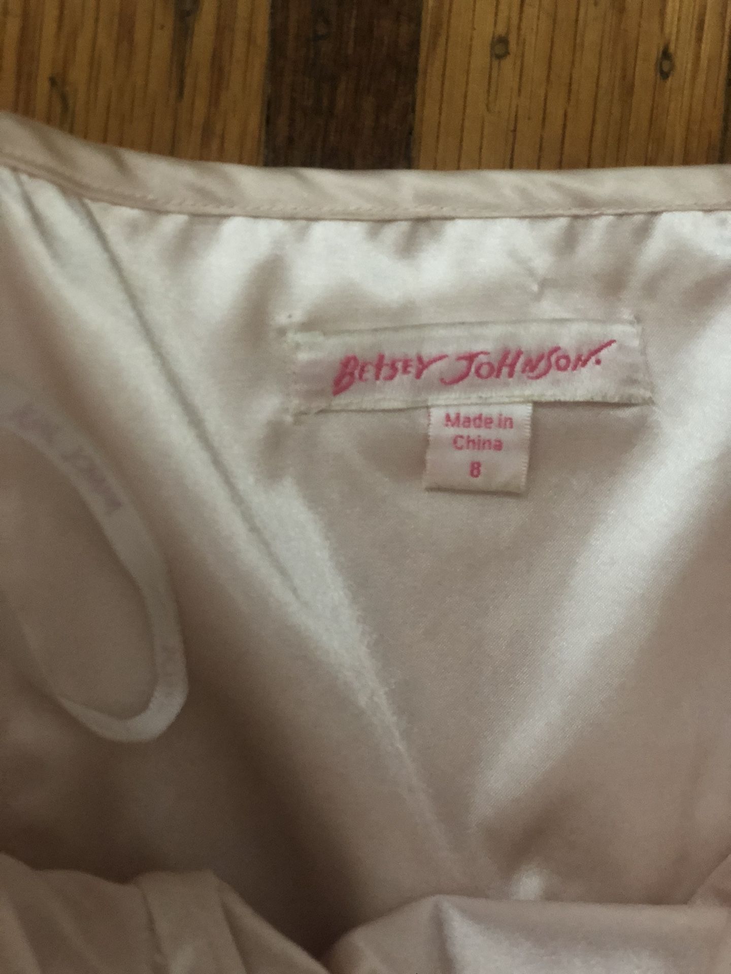 Women’s Betsey Johnson pink cocktail dress 8 6 ruffled