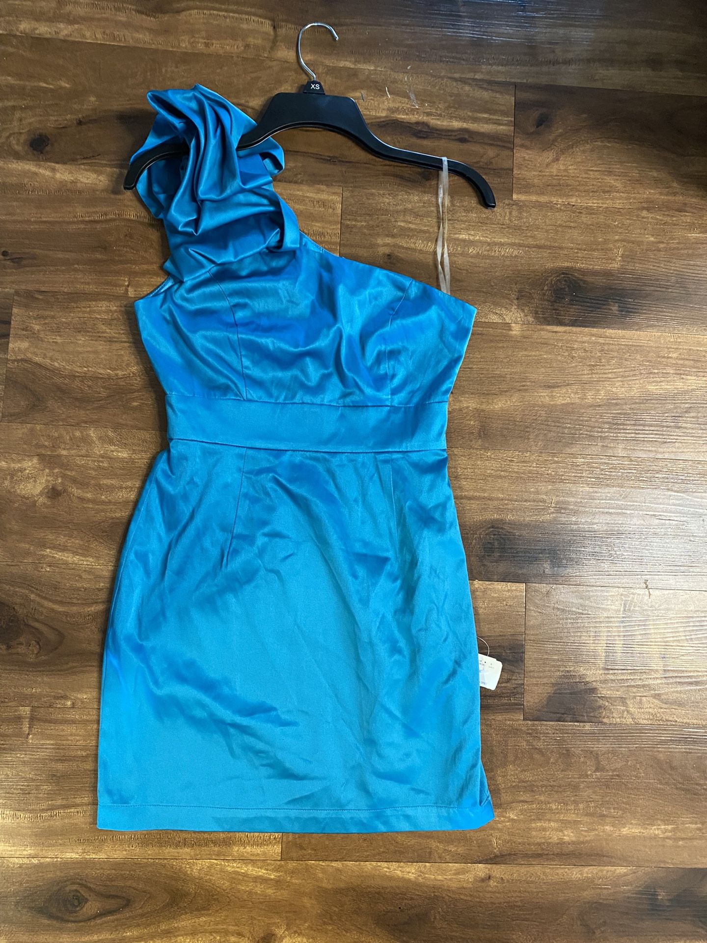 Brand New Womans Forever 21 brand Blue Dress Up For Sale