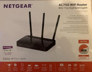 NETGEAR AC750 Dual Band WiFi Gigabit Router (R6050) brand new - $40 Thumbnail
