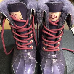 UGG Girls Purple Tie-Up Rain Boots, SIZE 13. Waterproof  Thumbnail