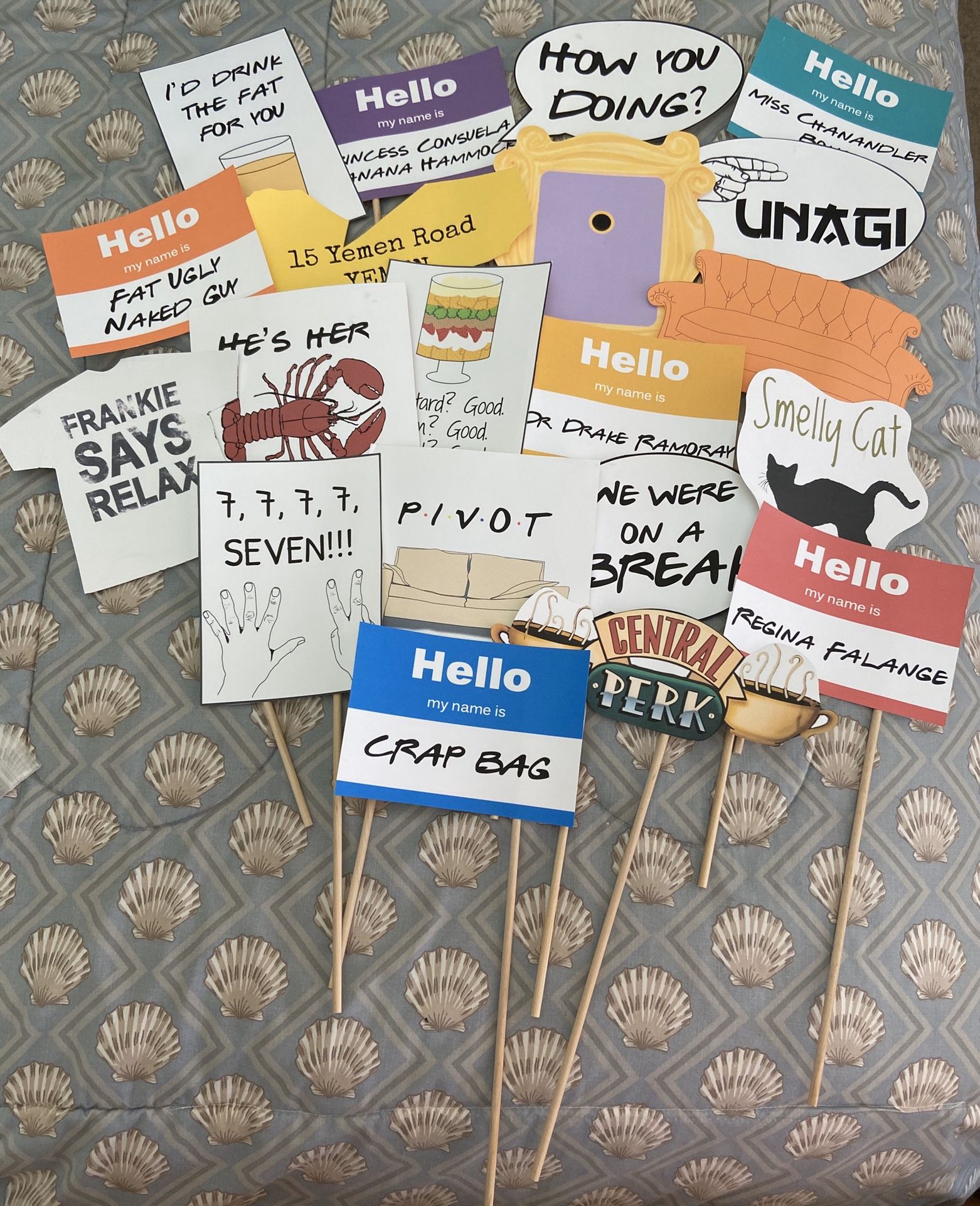 FRIENDS photo booth props