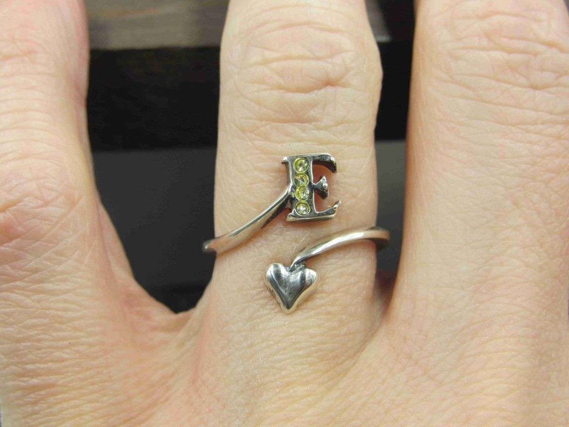 Size 6.5 Sterling Silver Letter E & Heart Worn Crystal Band Ring Vintage Statement Engagement Wedding Promise Anniversary Bridal Cocktail