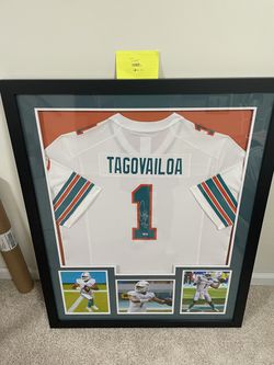 Tua Tagovailoa Signed Framed Jersey With Fanatics COA Thumbnail