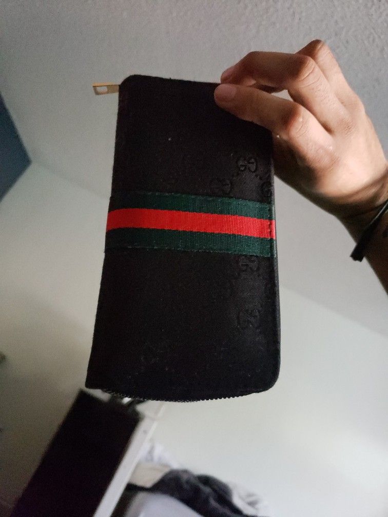 Gucci Supreme Wallet Black Green Red