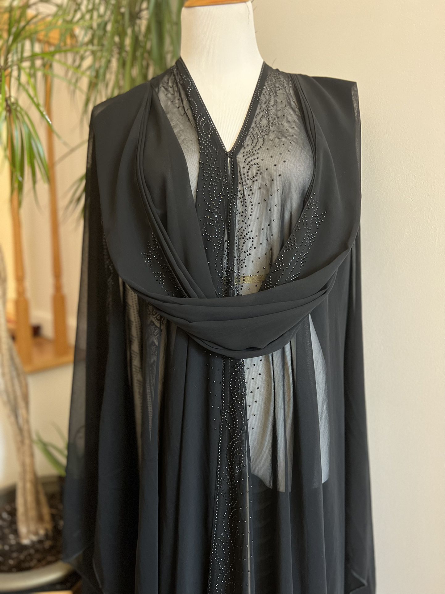 Black Rhinestone Saudi Arabian Poncho Abaya