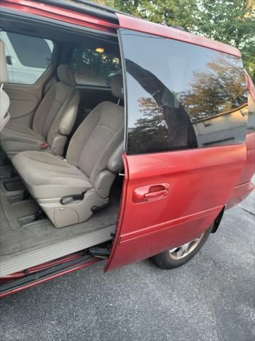 2004 Dodge Caravan