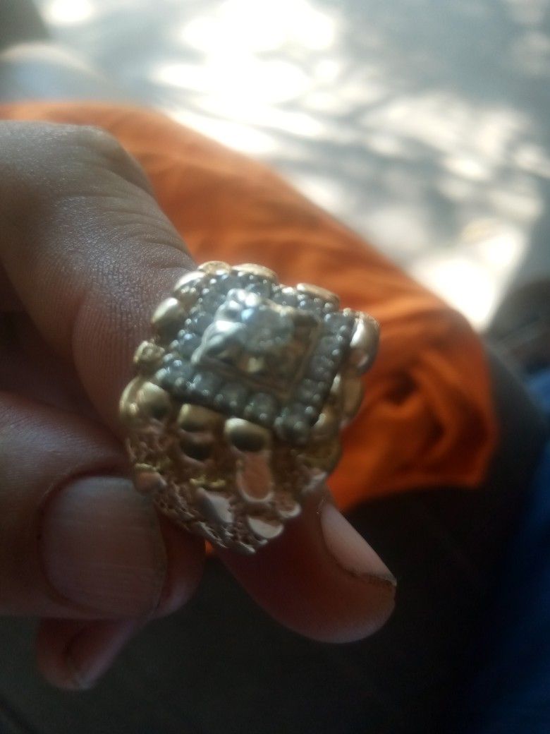 Anillo De Oro 14 Kilates Con Diamamantes 19 Gramos