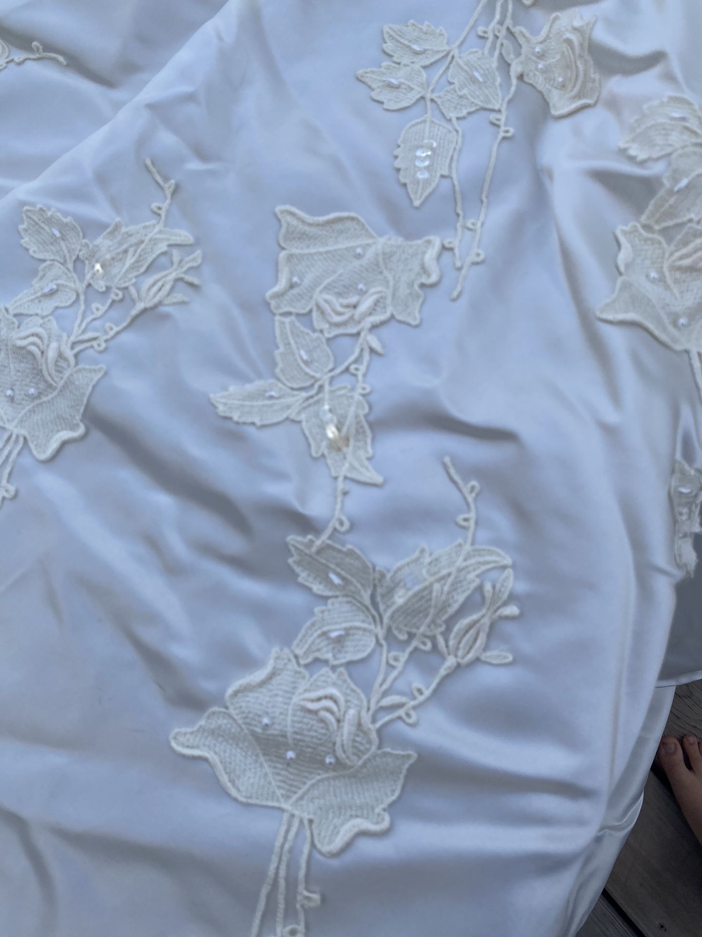 Wedding dress