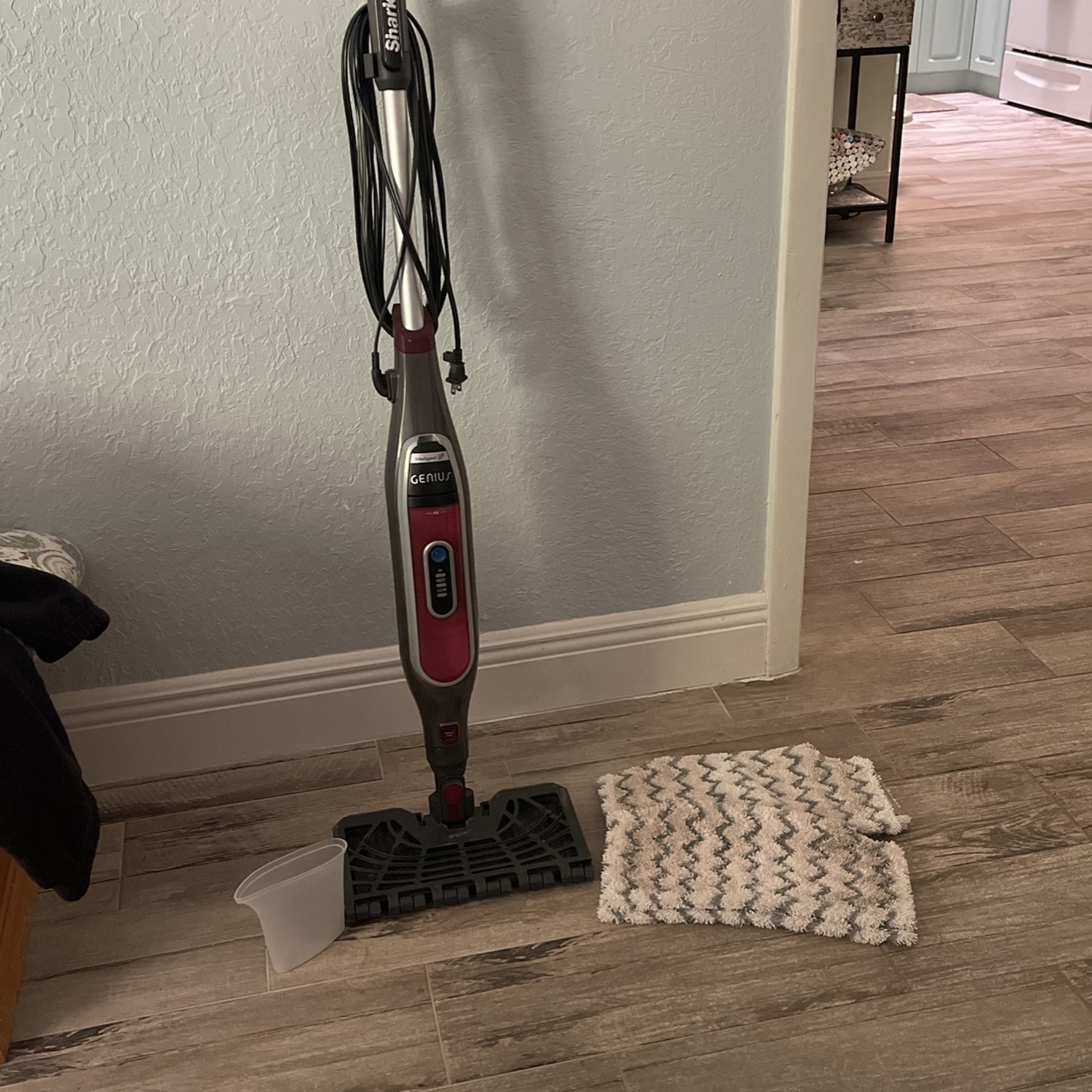 Shark genius Steam Mop-