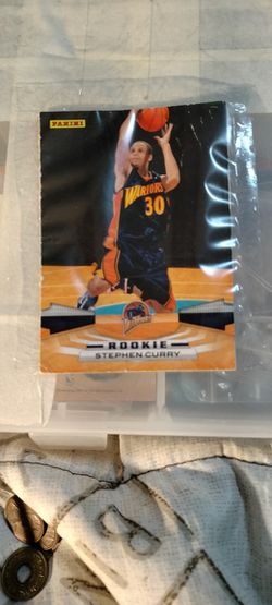 Stephan Curry Rookie Basketball Card  Thumbnail