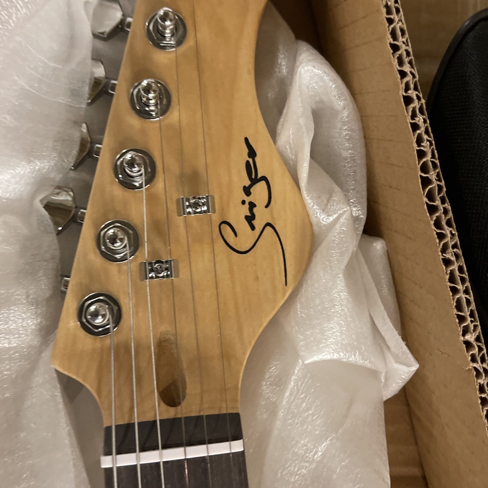 Smiger Electric Guitar W Bag And Cabke