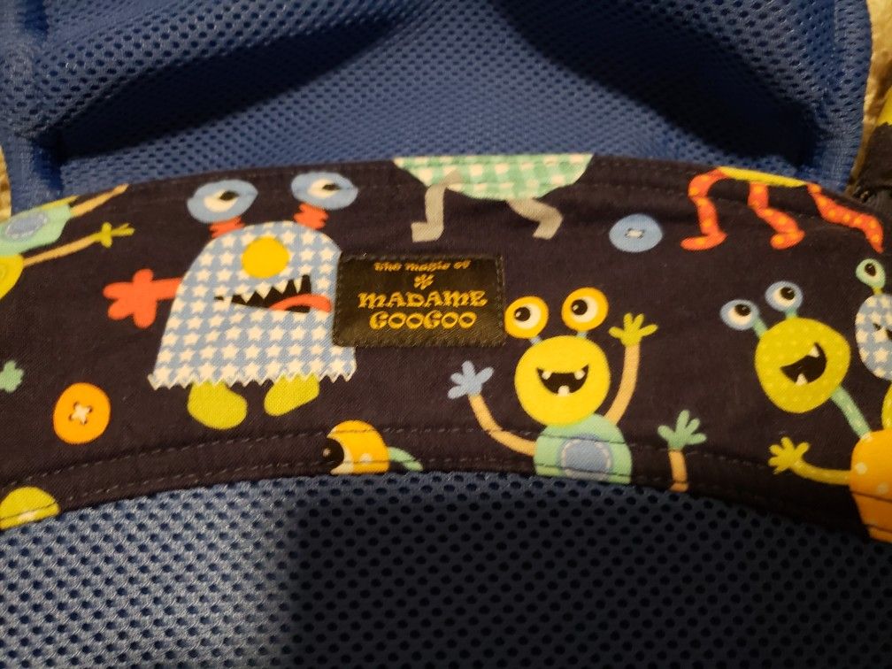 Standard sized madame googoo coast baby carrier