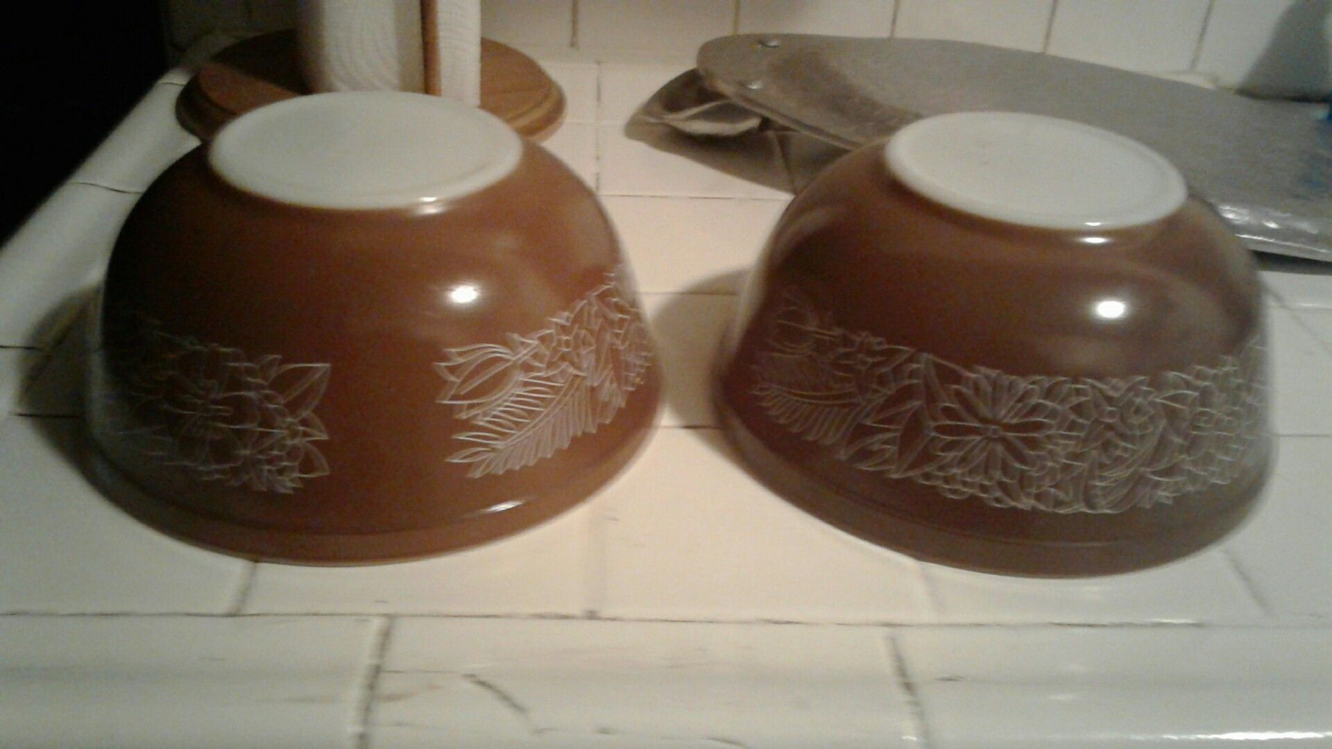 Pyrex mixing bowls $15 for both