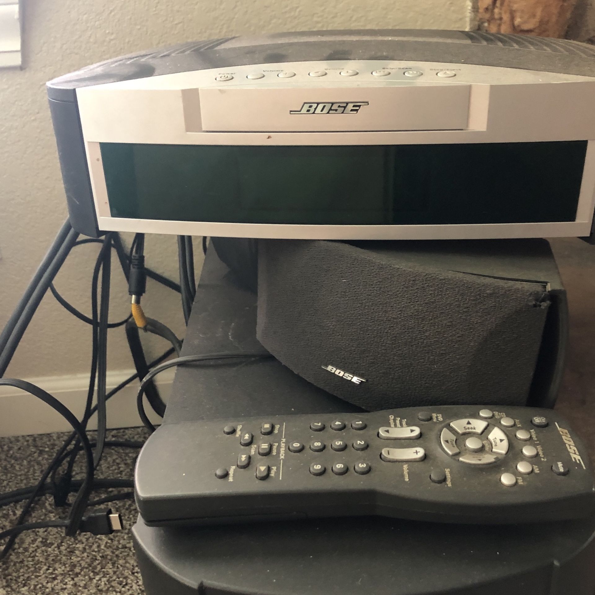 BOSE 321 Surround Sound System