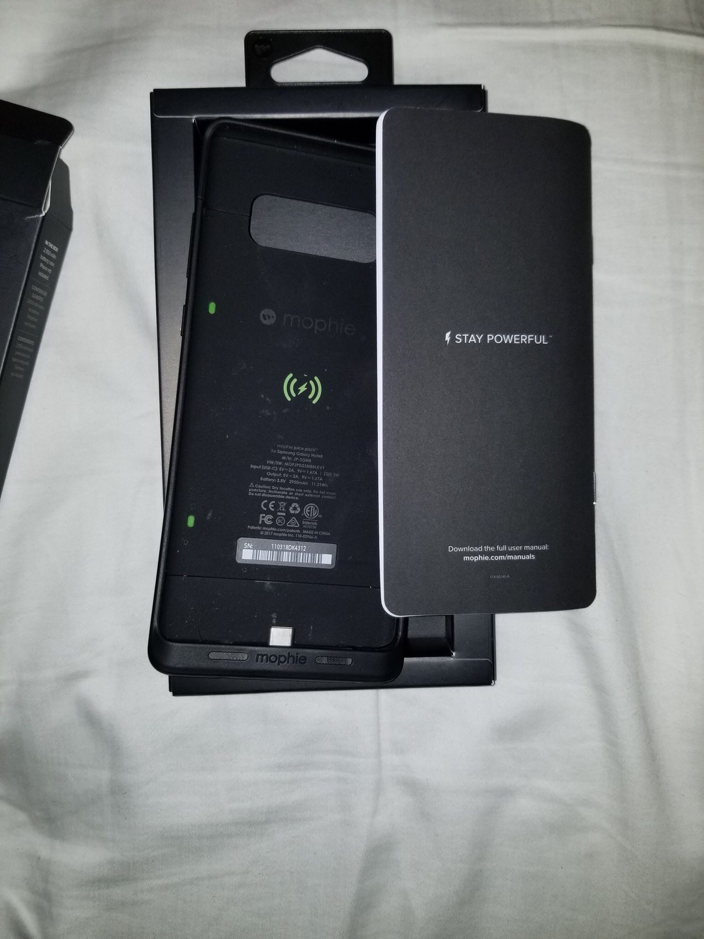 Mophie juice pack and charge force vent mount for samsung galaxy note 8. Used only for couple times