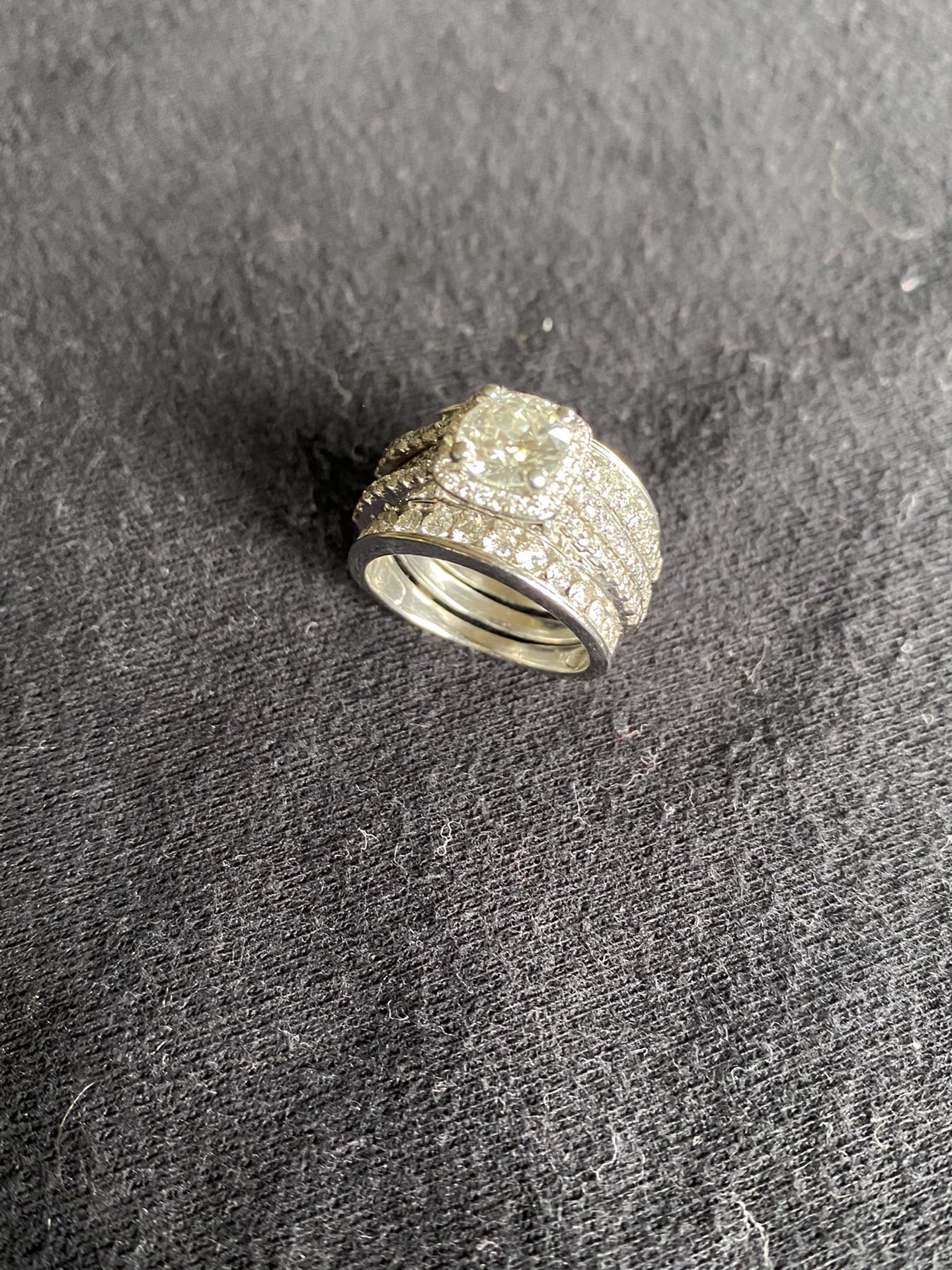 Wedding ring set