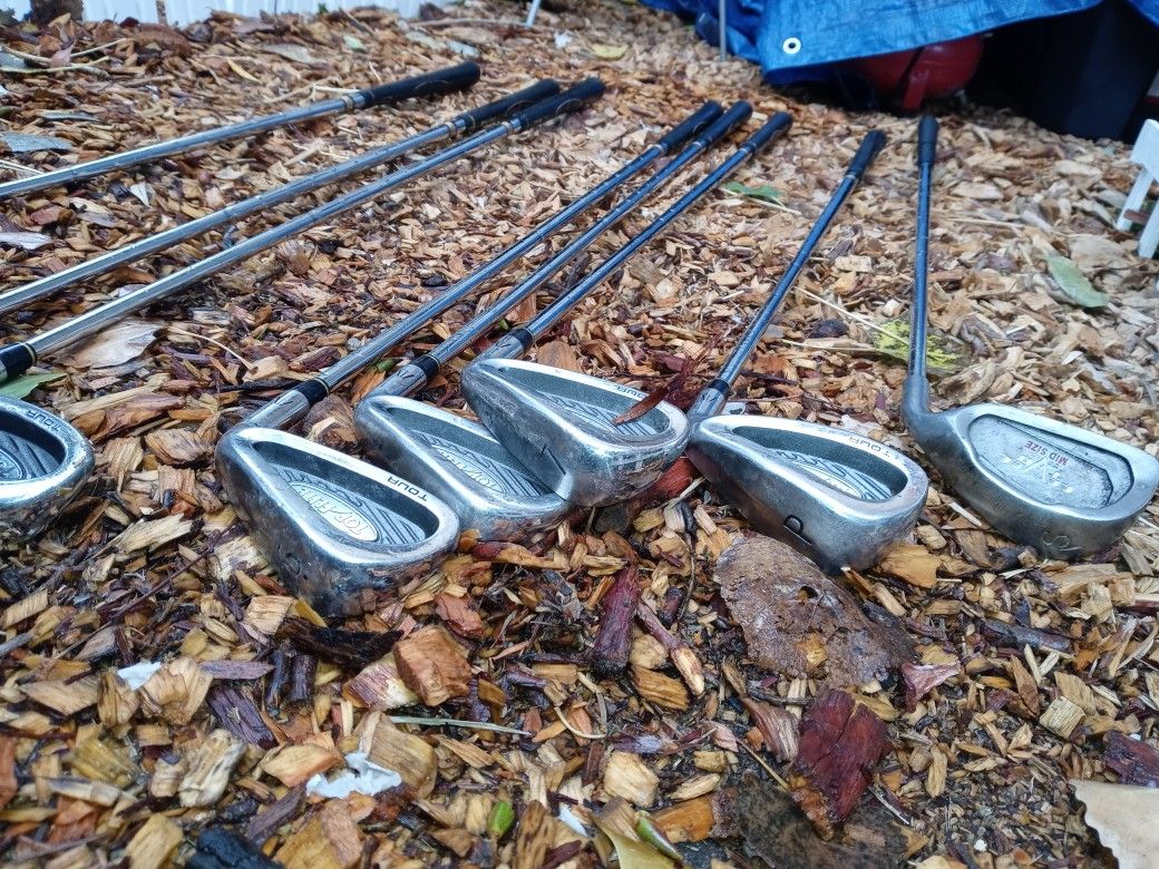 Ladies' Full Set Of Pro Tour Irons (Rt. Handed)