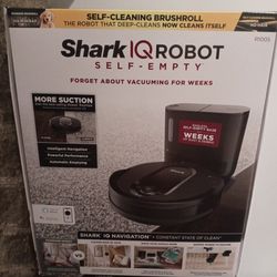 Shark IQ Self-Emptying Robot Vacuum Thumbnail