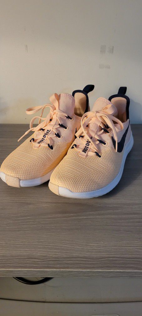 Pink Nike Feee Trainers 8 Women's Size 6.5
