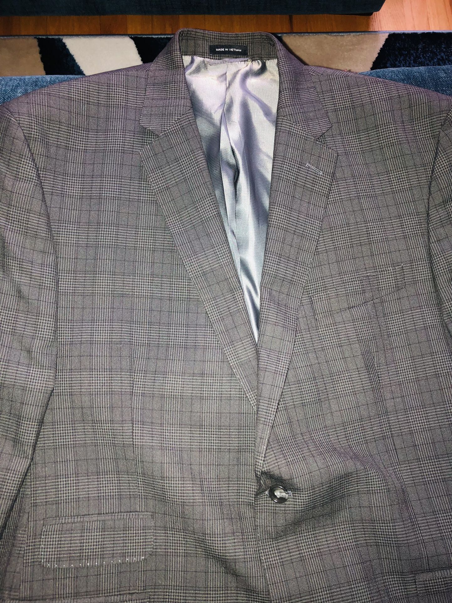 $295 Sean John 46R Men's Gray Plaid Fit 2 Button Suit W/ Pants 38 X 32, Suit
