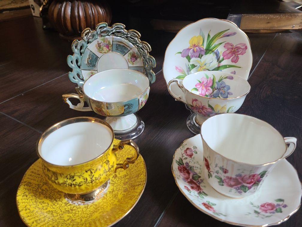 Tea cups