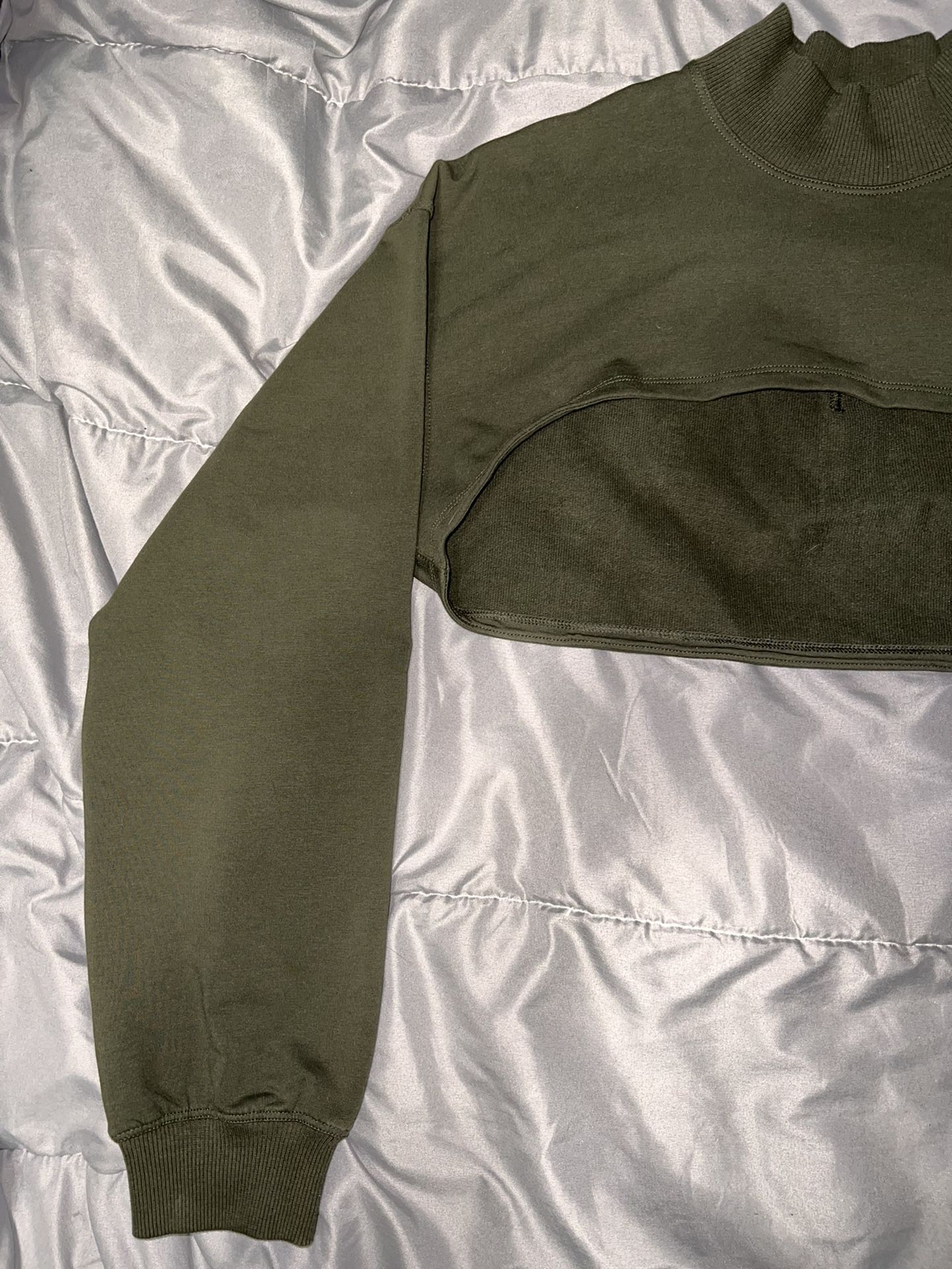 Lululemon Size 10 Green Crop Open Front Sweater