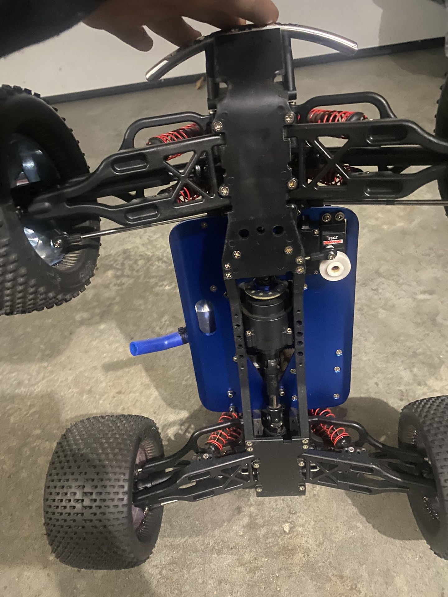 Traxxas Tmaxx Like new Rtr! Open To Local Trades For Other Rc’s