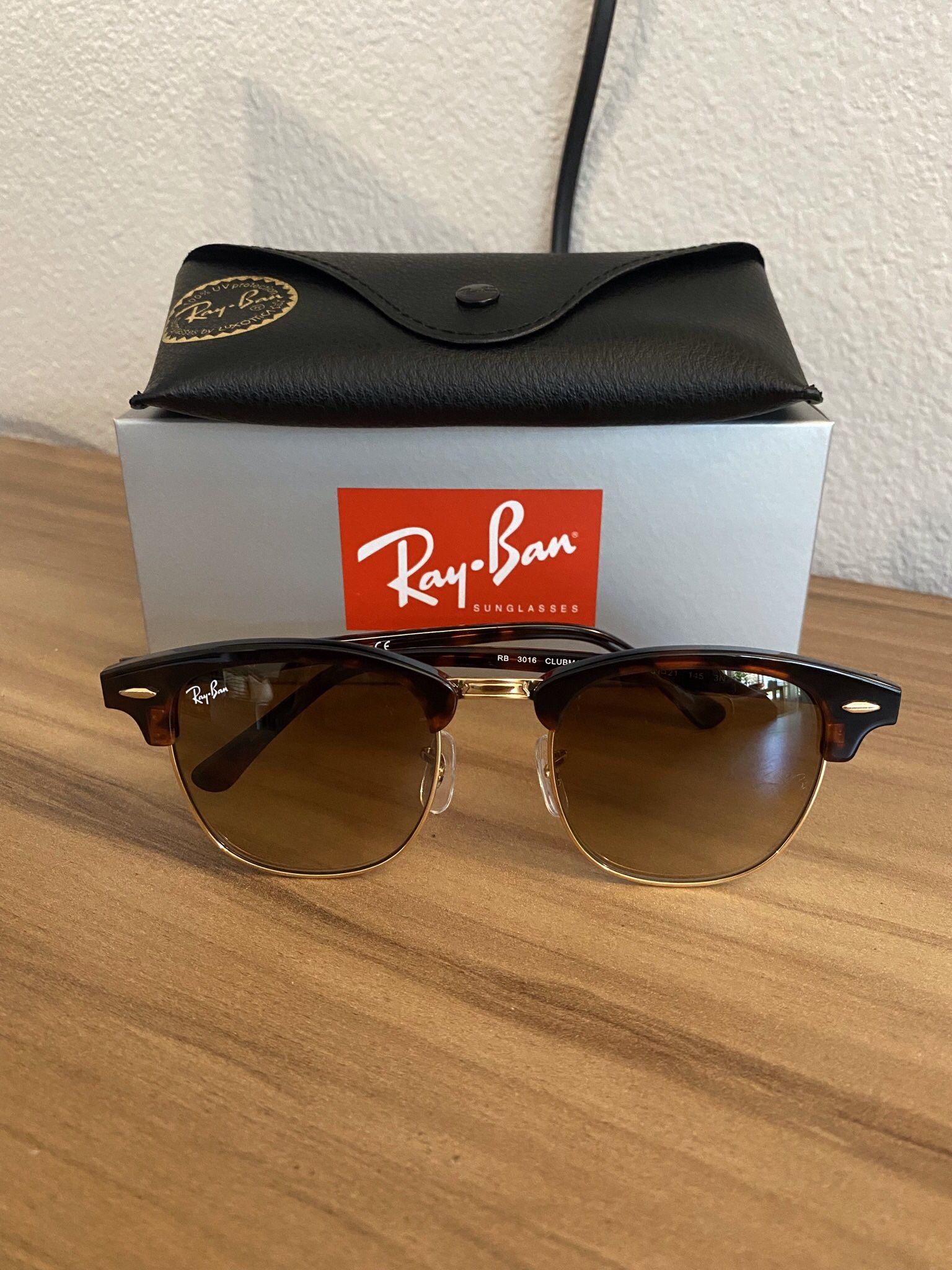 Brand new RB3016 Ray Ban Club Master Tortoise