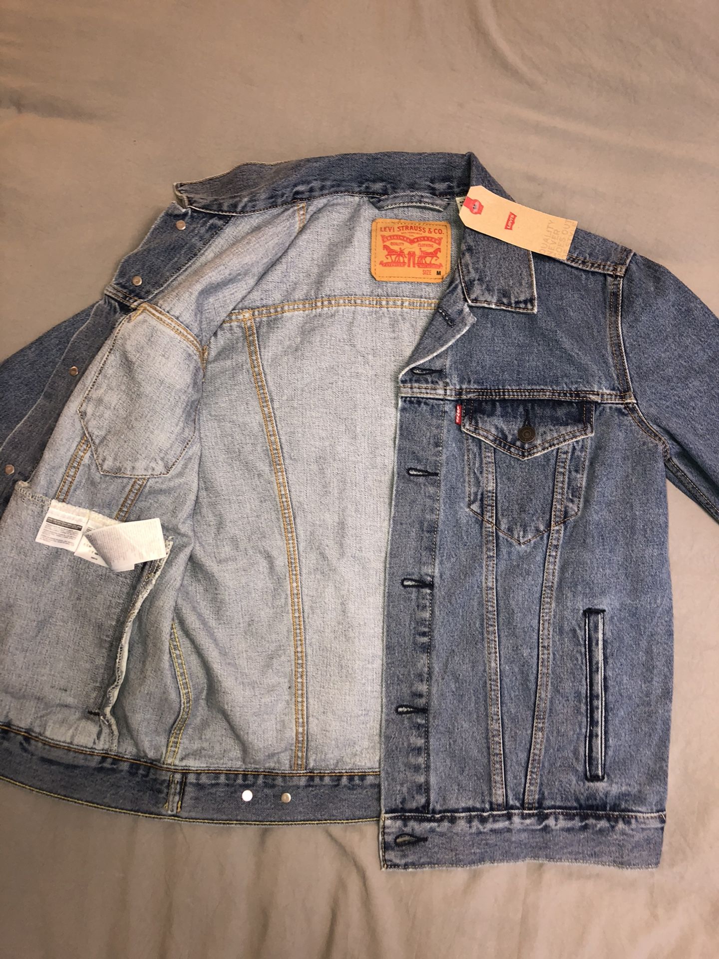 Jean jacket Levi’s brand new never worn