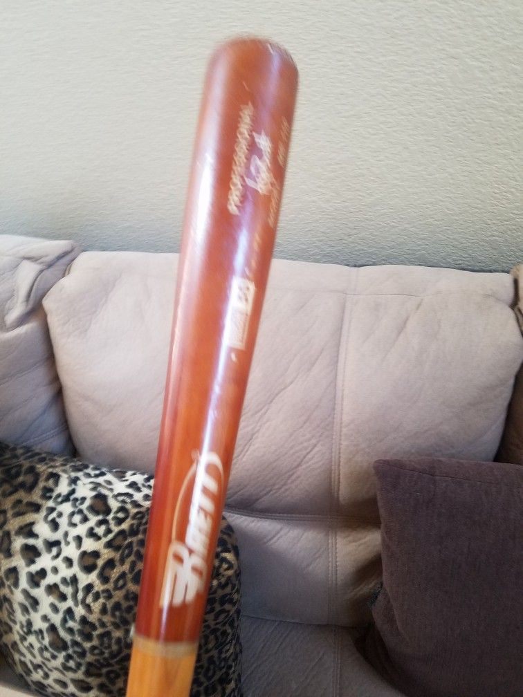 BRETT MB-110 MAPLE/BAMBOO BBCOR WOOD BAT 32/29