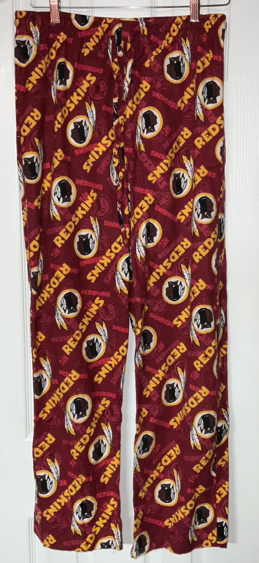 Washington Redskins Logo spell-out Pajama Pants NFL Size small No Pockets No rips, tears or stains (I have 20+ Redskins/WFT items listed)
