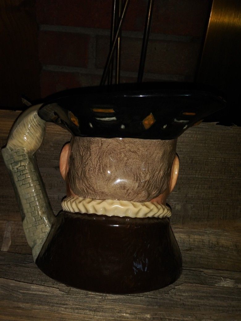 Royal Doulton - Large Toby Jug