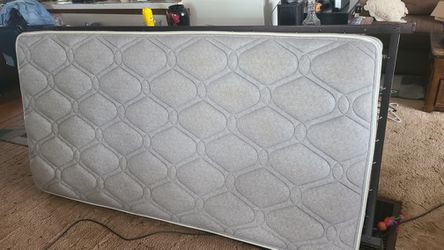 Twin Size Bed Frame And Mattress Thumbnail