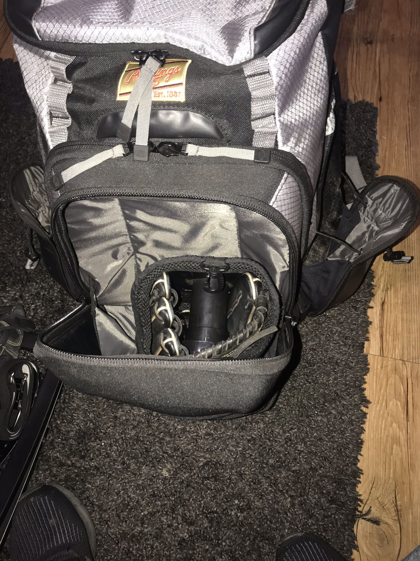 Rawling gold glove baseball backpack