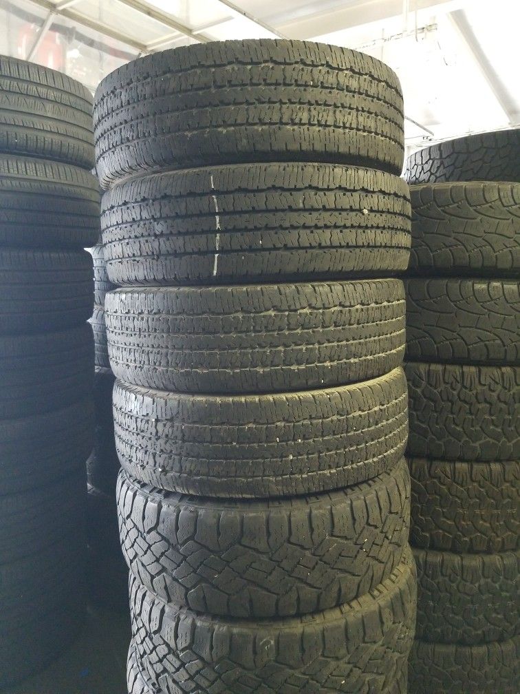 Vendo un set de llantas LT 245/70/R17 marca Farestone