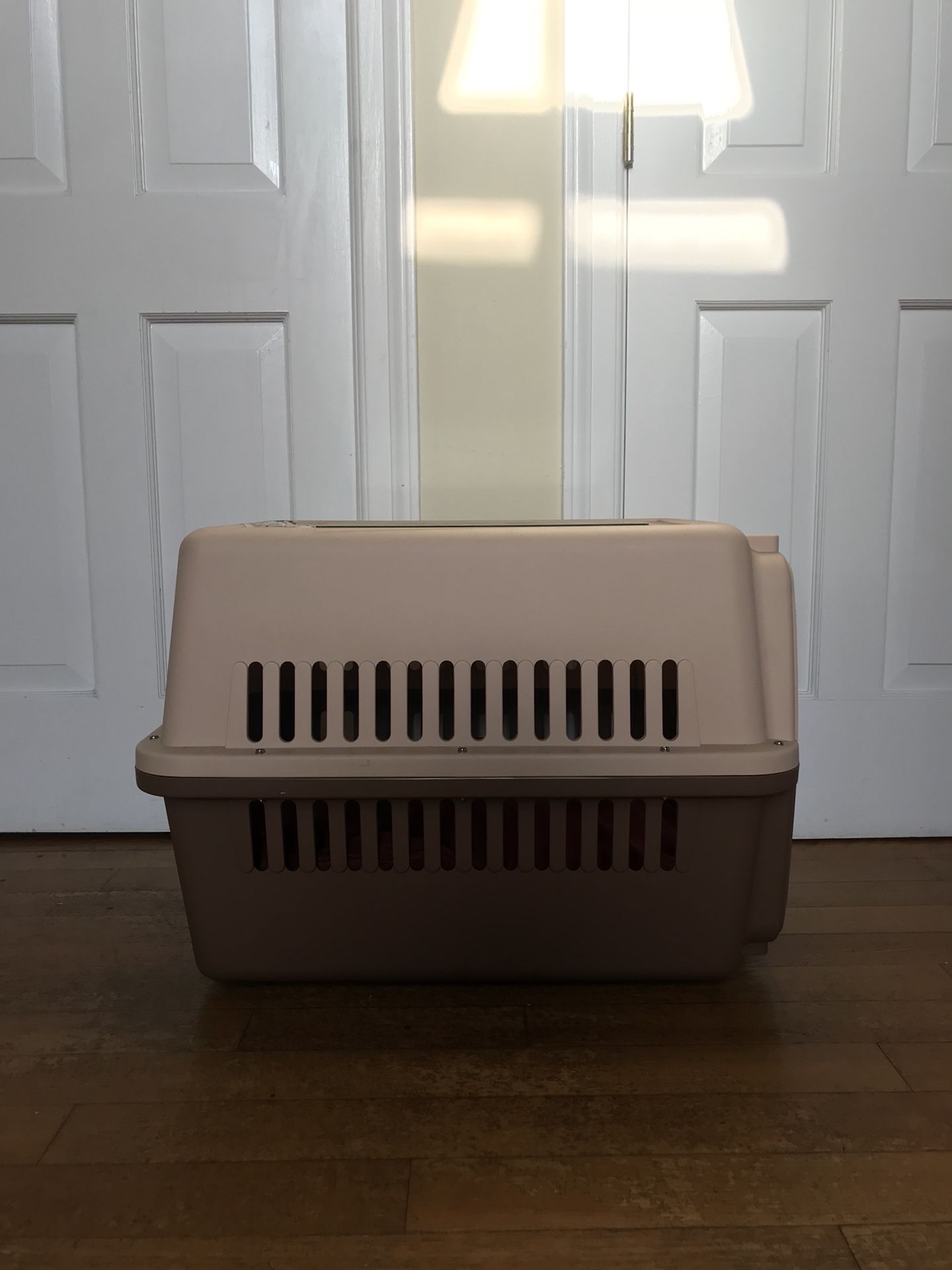 Dog crate (S)