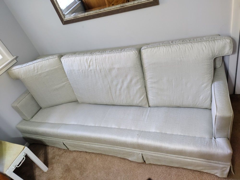 Sofa - Excellent Condition