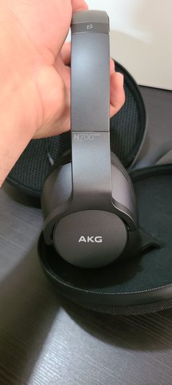 N700 Akg Noise Cancellation Wireless Headphones  Thumbnail