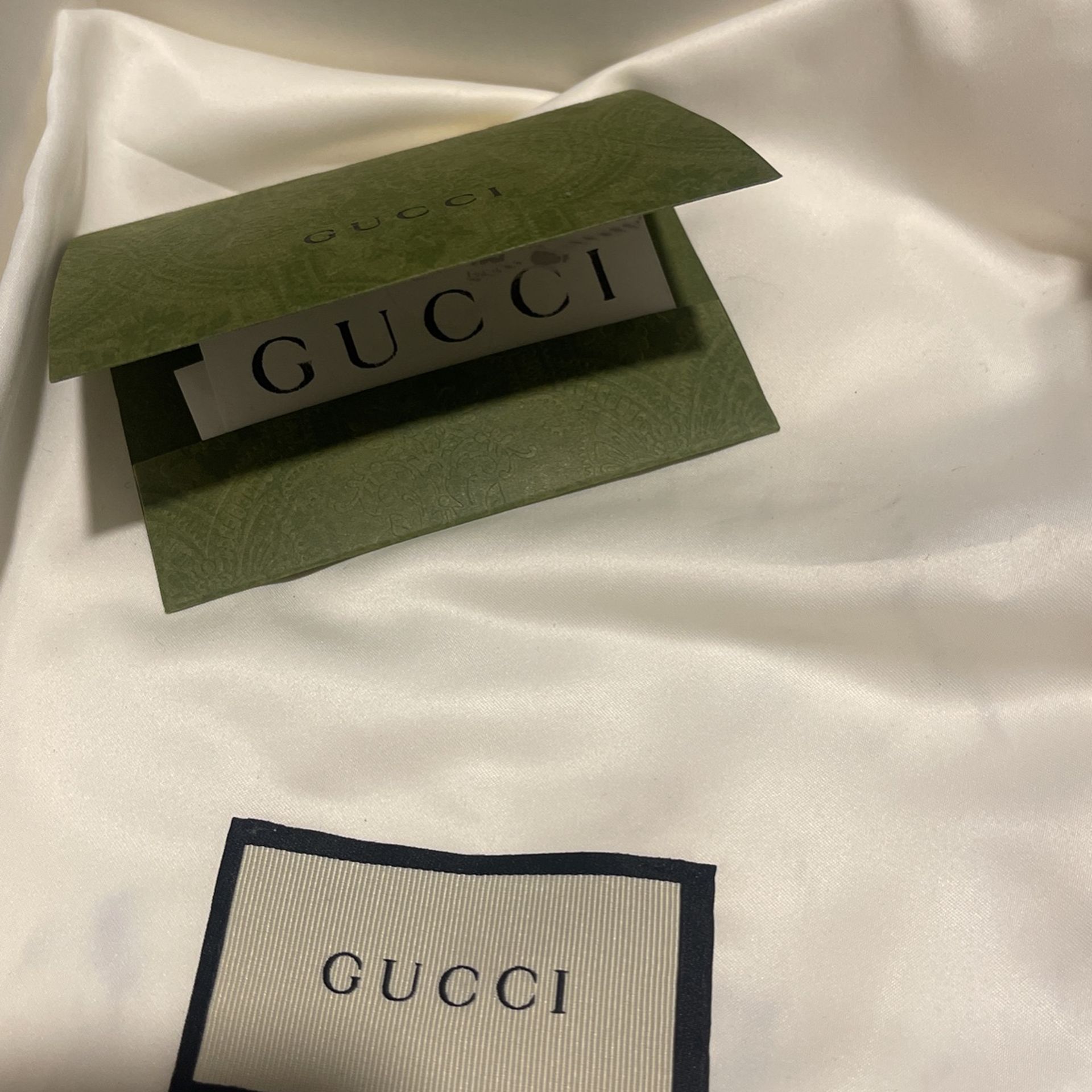 Gucci Flats wmns size 37 for Sale in Miami, FL OfferUp