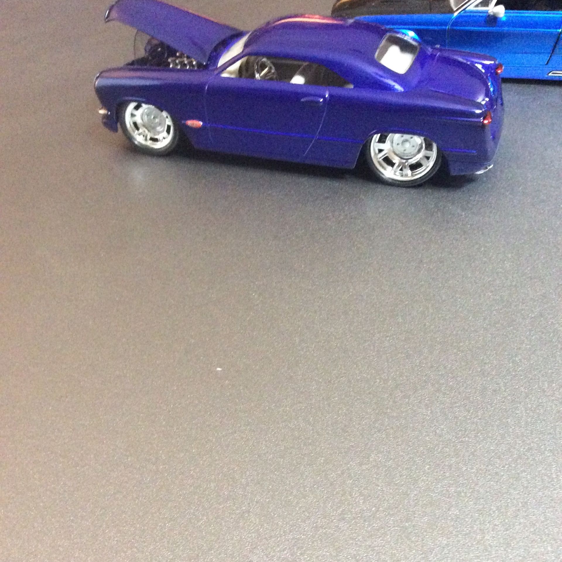 1:24 DIE-CAST Cars - Shelby GT 500KR BIG TIME MUSCLE & Custom Hawk Lloyd Studabaker
