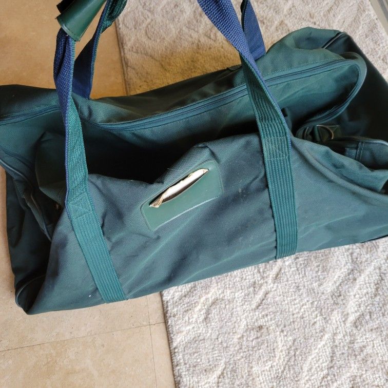 Perry Ellis Rolling Duffle Bag