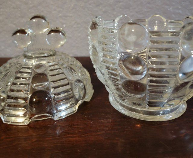 RARE Tiara clear glass button and ridge Candy Dish Jar with lid cover