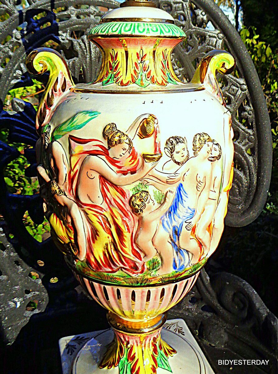 Italian orgy mythological bachanalia capodimonte mid century electric table lamp nude art