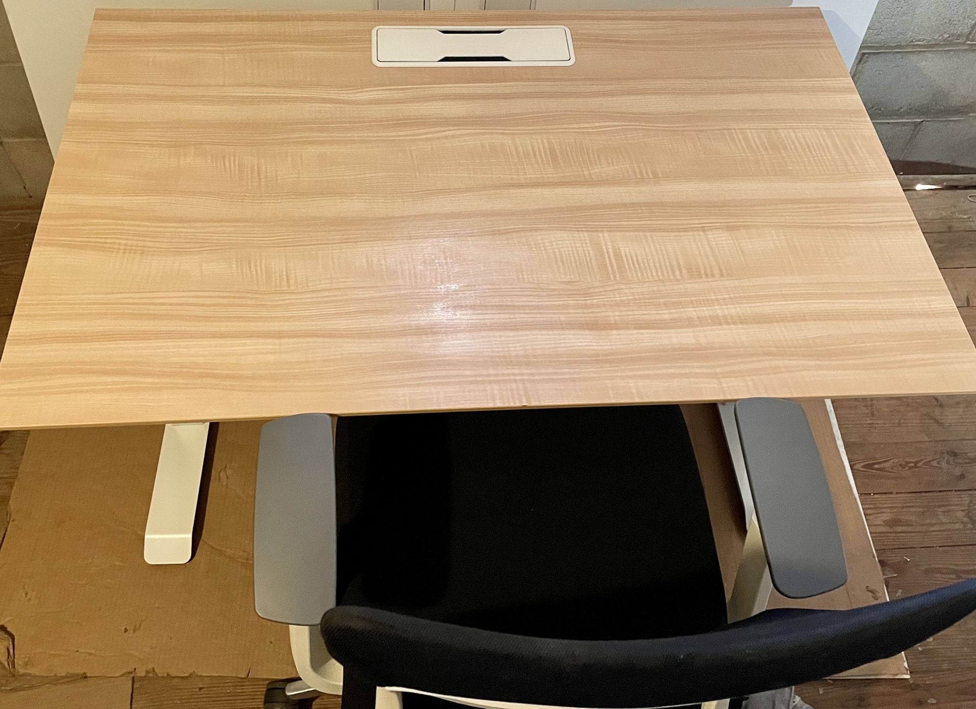 Branch Standing Desk/Elevate Chair