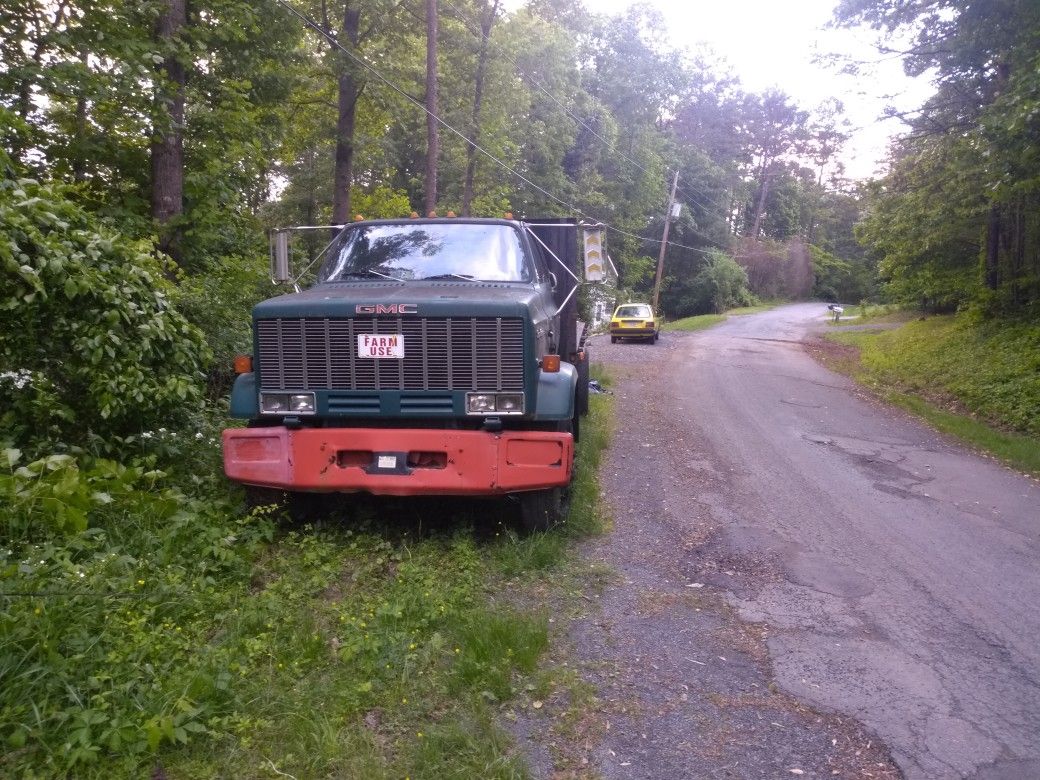89 GMC topkick flatbed