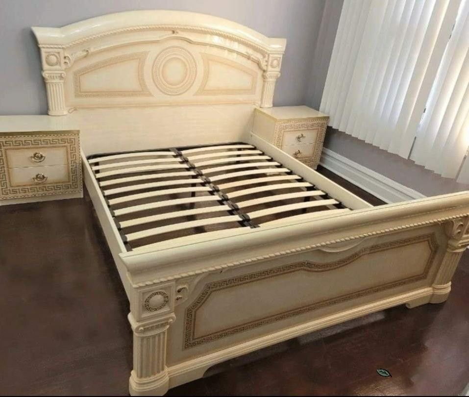 Best Deal - $39 Down👍Aida Bed Ivory W/Gold Queen
by Milano